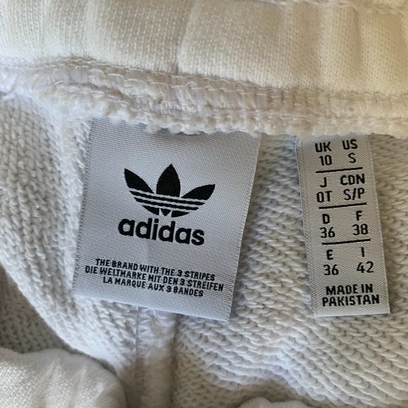 /// Adidas R.Y.V. Track Pants (Super RARE) - Picture 7 of 7